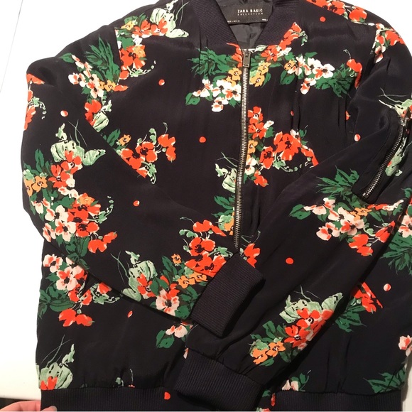 Zara Floral Bomber Style Jacket in Navy Blue Size Small Spring - Picture 3 of 10